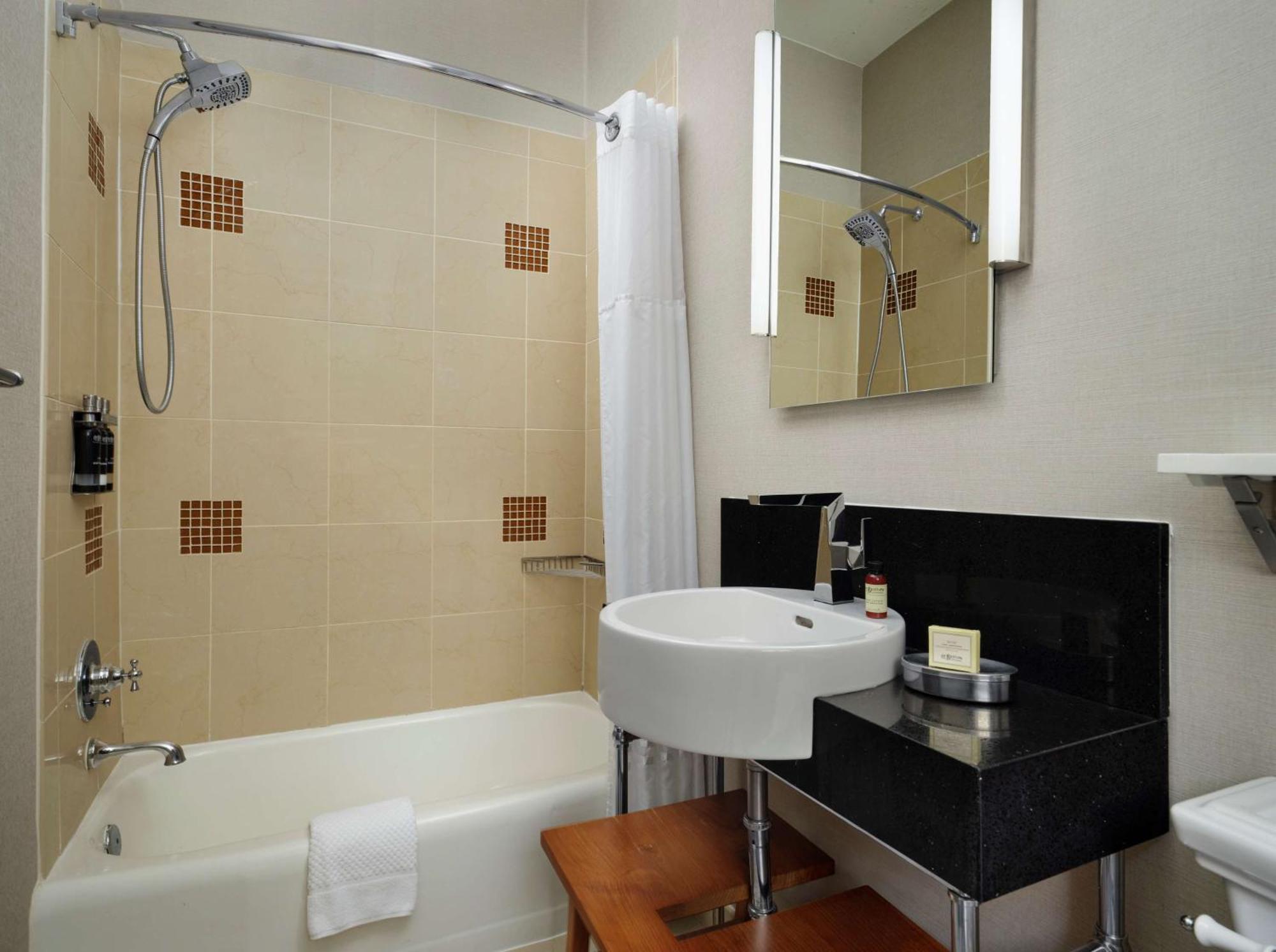 The Barnes San Francisco, Tapestry Collection By Hilton Hotel Exterior photo